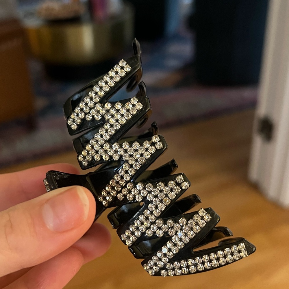 Black Bejeweled Claw Clip